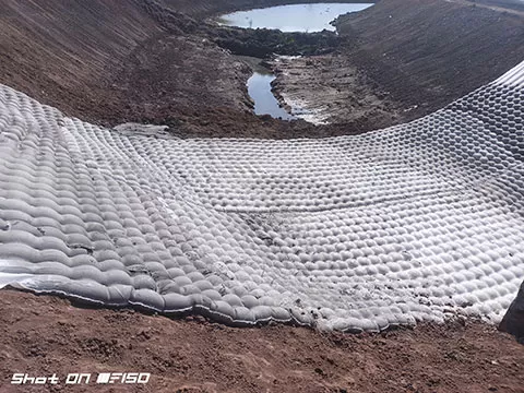Професійне будівництво каналу подачі води